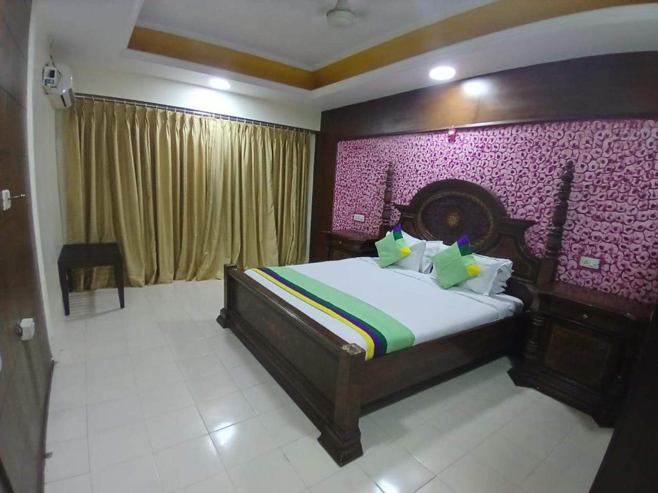 Blossoms Room The Plaza-Luxury Collection- Lakdikapul حيدر أباد المظهر الخارجي الصورة