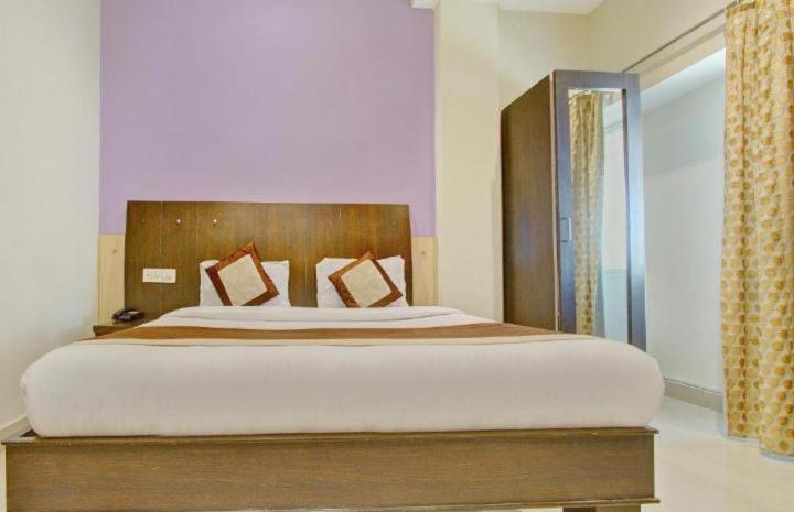 Blossoms Room The Plaza-Luxury Collection- Lakdikapul حيدر أباد المظهر الخارجي الصورة