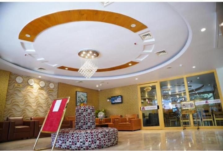 Blossoms Room The Plaza-Luxury Collection- Lakdikapul حيدر أباد المظهر الخارجي الصورة